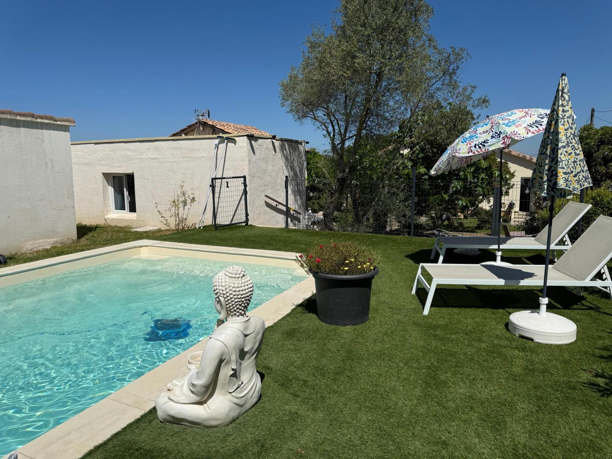 Gite Climatise Avec Piscine Sur Les Hauteurs De Bollène Exteriör bild